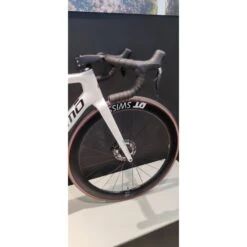 Bici Da Corsa MEGAMO PULSE ELITE 01 SH12 Disk Carbonio Shimano DURACE Di2 12v Powermeter + Ruote Carbon 34 Bici Da Corsa MEGAMO PULSE ELITE 01 SH12 Disk Carbonio Shimano DURACE Di2 12v Powermeter + Ruote Carbon -Vendite Santini bici da corsa megamo pulse elite 01 sh12 disk carbonio shimano durace di2 12v powermeter ruote carbon 15