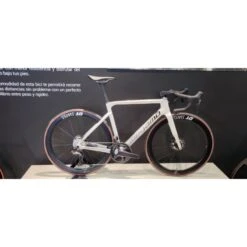 Bici Da Corsa MEGAMO PULSE ELITE 10 Disk In Carbonio Shimano Ultegra 11v -Vendite Santini bici da corsa megamo pulse elite 10 disk in carbonio shimano ultegra 11v 13