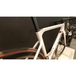 Bici Da Corsa MEGAMO PULSE ELITE 20 Disk In Carbonio Shimano 105 11v -Vendite Santini bici da corsa megamo pulse elite 20 disk in carbonio shimano 105 11v 5