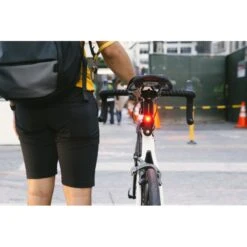 Fanalino Kit Anteriore E Posteriore KRYPTONITE Avenue F-65 E R-30 Attacco USB 1 Led 9 Fanalino Kit Anteriore E Posteriore KRYPTONITE Avenue F-65 E R-30 Attacco USB 1 Led -Vendite Santini fanalino kit anteriore e posteriore kryptonite avenue f 65 e r 30 attacco usb 1 led 2