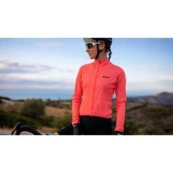 Guscio Ciclismo Antipioggia Antivento SANTINI NEBULA PURO JACKET Donna GN 10 Guscio Ciclismo Antipioggia Antivento SANTINI NEBULA PURO JACKET Donna GN -Vendite Santini guscio ciclismo antipioggia antivento santini nebula puro jacket donna gn 3