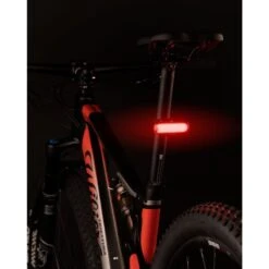 Luce Posteriore Di Sicurezza FORCE ATOM Usb Ricaricabile 40 Lumen -Vendite Santini luce posteriore di sicurezza force atom usb ricaricabile 40 lumen 3